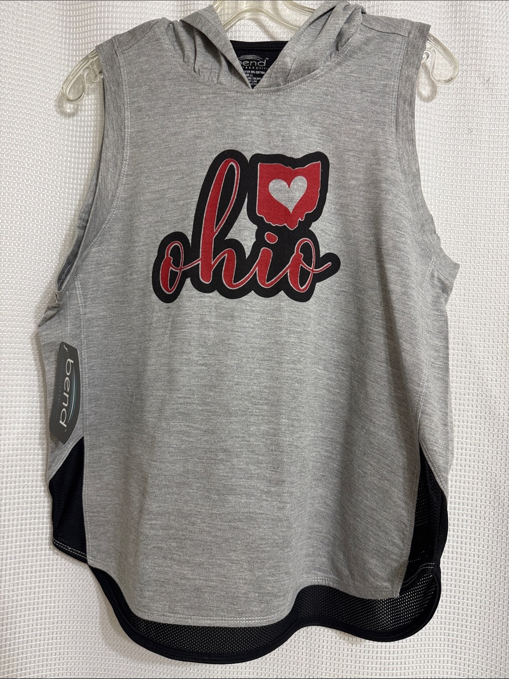 NWT Women’s bend Ohio sleeveless hoodie. Size L